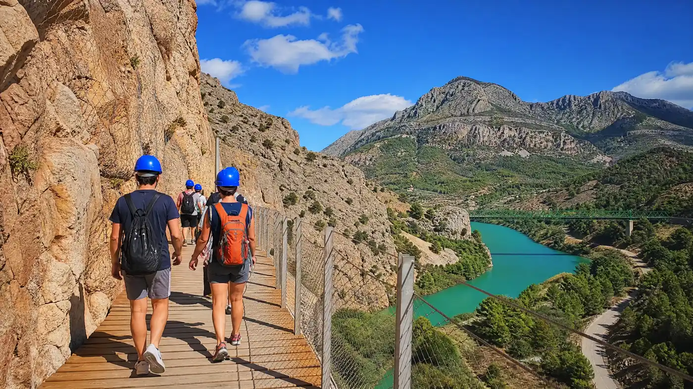 Caminito del Rey Parking, Shuttle Bus, and North Access Logistics